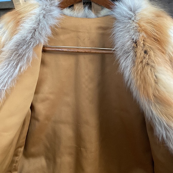 RARE Vintage Alaskan Fox Fur Jacket - Picture 13 of 16